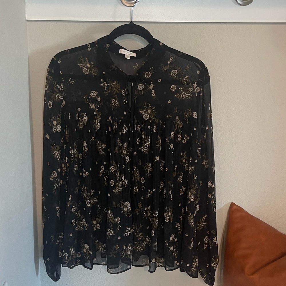 A Lauren Conrad Top with Sleeves